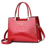 Gianna Boutique - Lesklá Krokodýlí Vzorová Kabelka